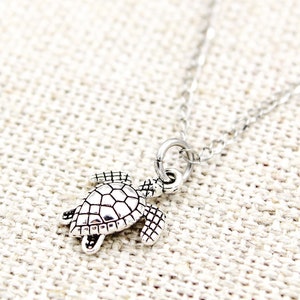 Sea Turtle Charm Necklace, Sea Turtle Jewelry, Beach Necklace, Beach Lover Gift, Sea Life Necklace, Animal Jewelry, Sea Turtle Rescue Worker