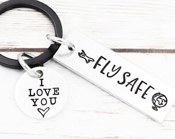 Chaveiro Fly Safe, chaveiro Fly Safe I Love You, presentes de piloto, presente de comissário de bordo, presentes de viagem, chaveiro de avião, presente de viagem de trabalho
