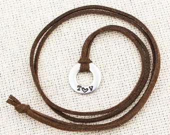 Collier rondelle pour couple personnalisé, collier d'anniversaire, bijoux de initiale pour couple, cadeau pour lui, anniversaire de mari, cadeaux petit ami