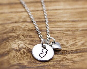 Dainty Custom State Necklace, Home State Charm Necklace, Personalized State Jewelry, College Student Gift, Moving Away Gift, US States