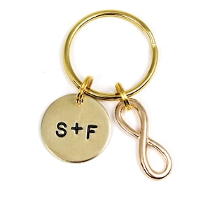 Couples Initials Keychain, Infinity Keychain, Anniversary Gift, Wedding Gift, Gift For Husband, Couples Gifts, Infinity Keyring, Wife Gifts