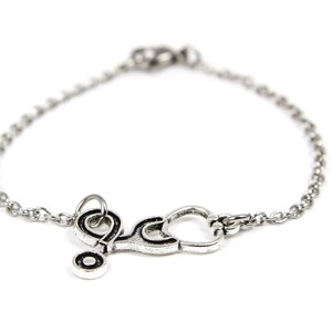 Stethoscope Bracelet, Nurse Bracelet, Nurse Graduate Gift, Medical Jewelry, Medical Student Gift, Nurse Gifts, Stethoscope Jewelry, EMT Gift