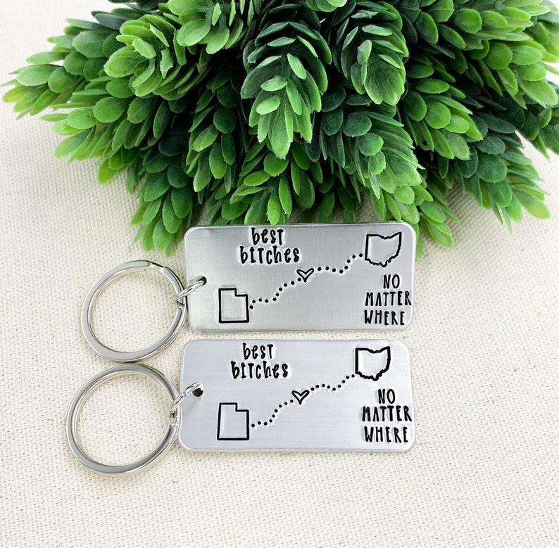 Nyckelringsset för distansvänskap, matchande nyckelringar för vänner, presenter till långdistansvänner, present till flyttande, nyckelring oavsett var, syster bild 5