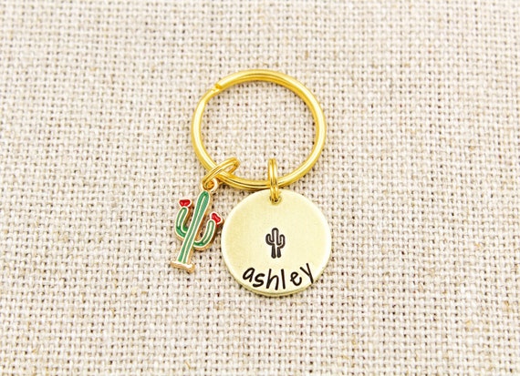 Zierlicher benutzerdefinierter Name Kaktus Schlsselanhnger, Name  Schlsselanhnger, Kaktus Geschenk, Sukkulenten Schlsselanhnger, Kaktus  Liebhaber, Wste Schlsselanhnger, personalisierter Name Charm - Etsy.de