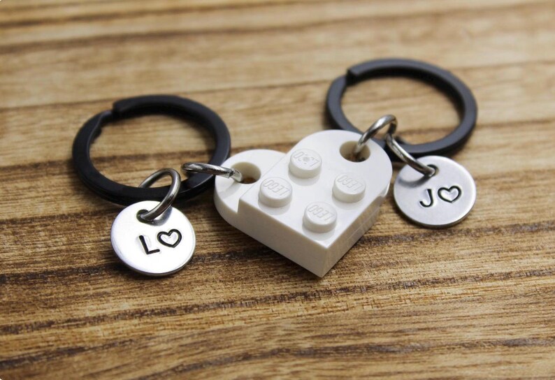 Connecting Heart Keychain Set – Authentic LEGO® Brick Couples Keychains ...
