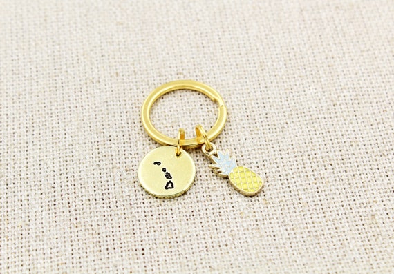 上品なハワイアンキーホルダー、トロピカルパイナップルキーホルダー