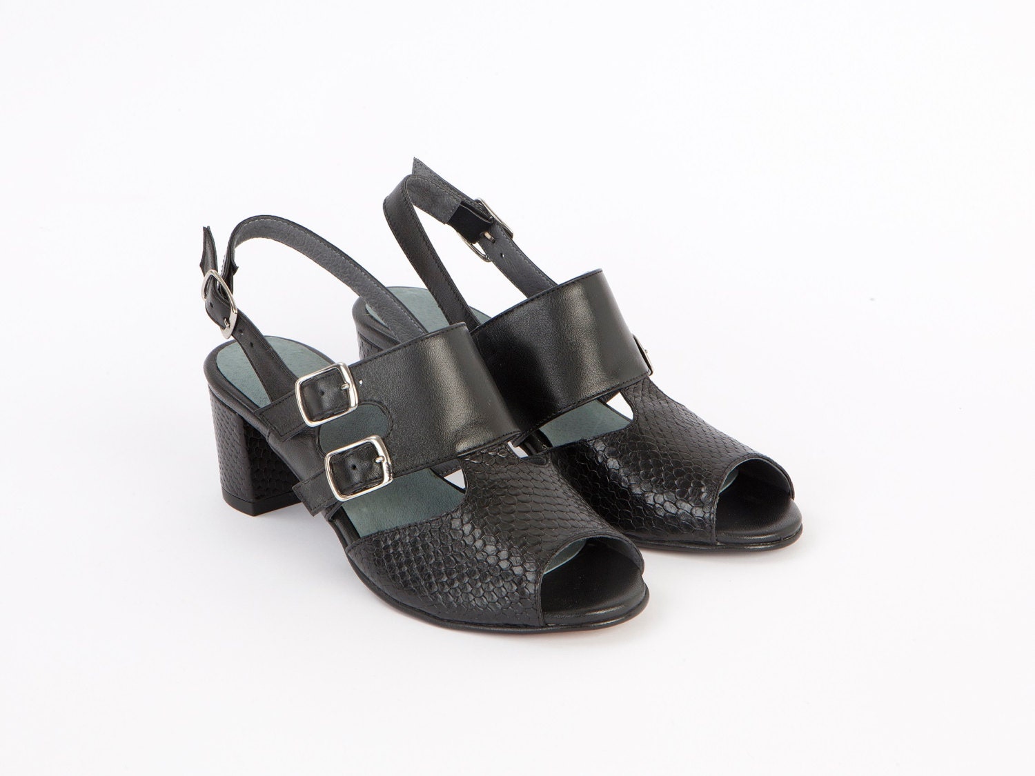 comfortable black dress sandals
