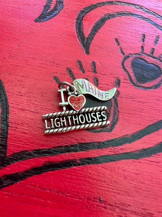 I Love LightHouses Maine Charm for Charm Bracelet #mainelighthouses #newenglandlighthousetours