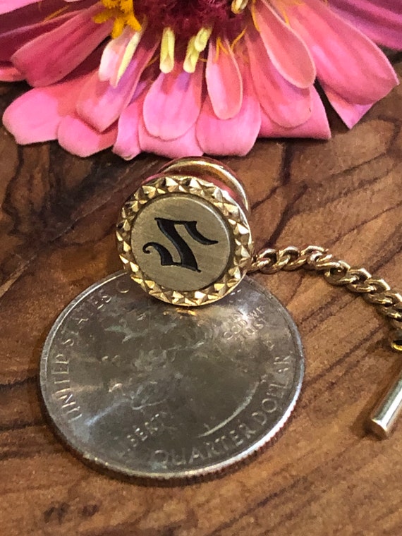 Monogram S Vintage Gold Tone Tie Tack With Safety Chain #vintagetietacks #vintagemensties