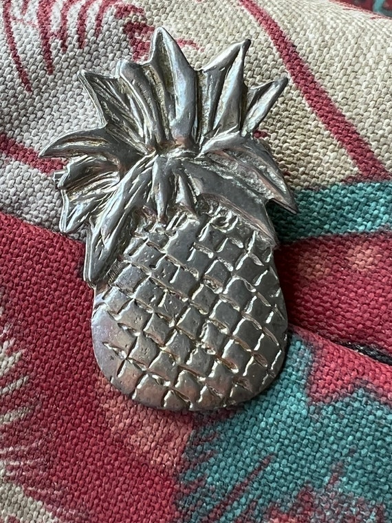 Vintage Pewter Pineapple Pin #vintagepineapplepine #pineapplejewelry