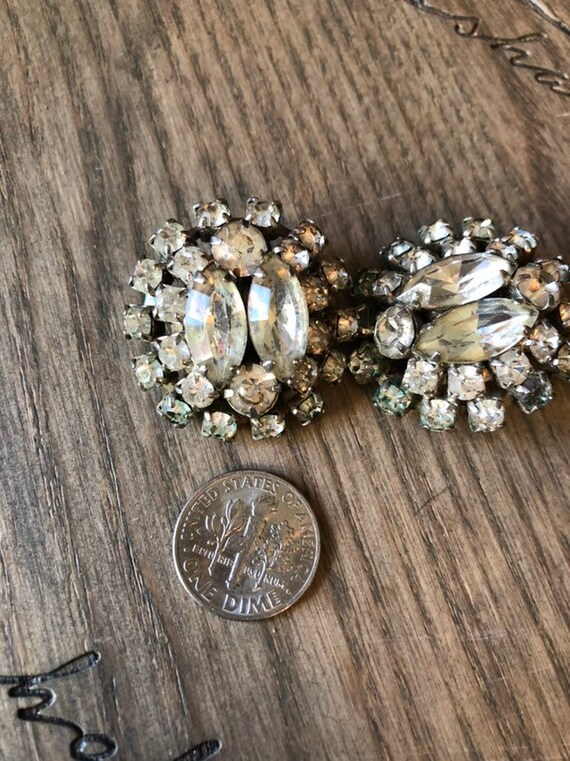Vintage Rhinestone And Silver  Round Classic Clip Earrings 1 inch round #vintagerhinestoneclipearrings #bridalearrings #bridaljewelry