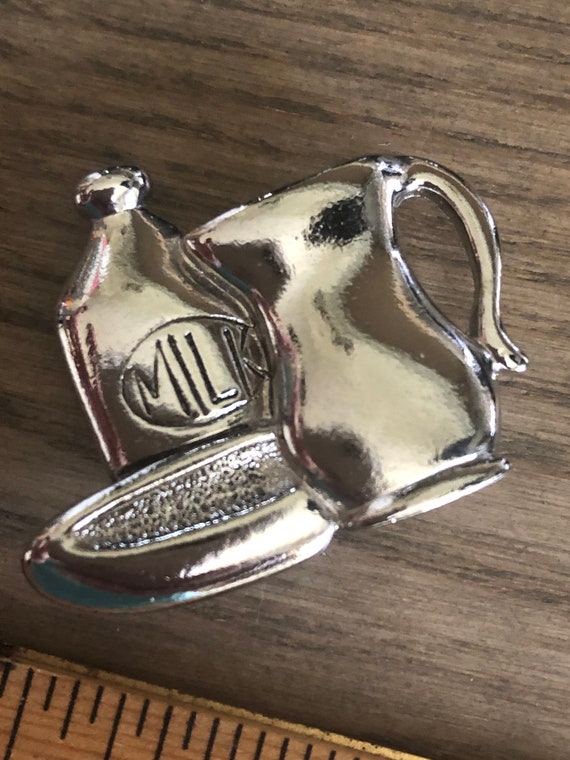 Vintage NONY of New York fashion button cover for denim jackets #vintagebuttoncovers #denimjackets