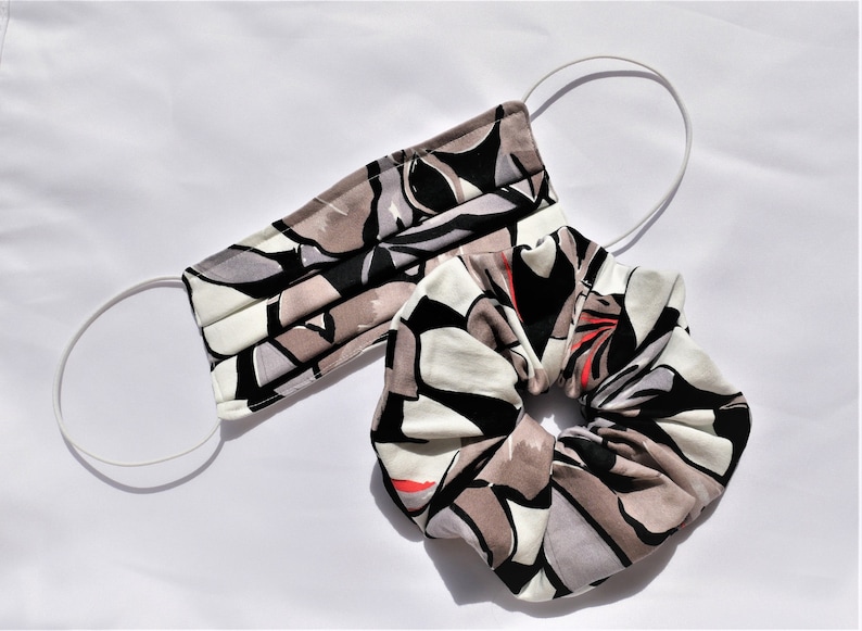 Scrunchie made of cotton fabric Scrunchie matching with the nose wire face mask .