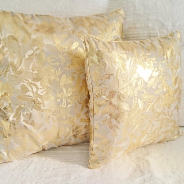 Decorative pillows, golden and off white, very beautiful gold color, Pillow covers hand made in luxury brocade, Throw pillows made in France