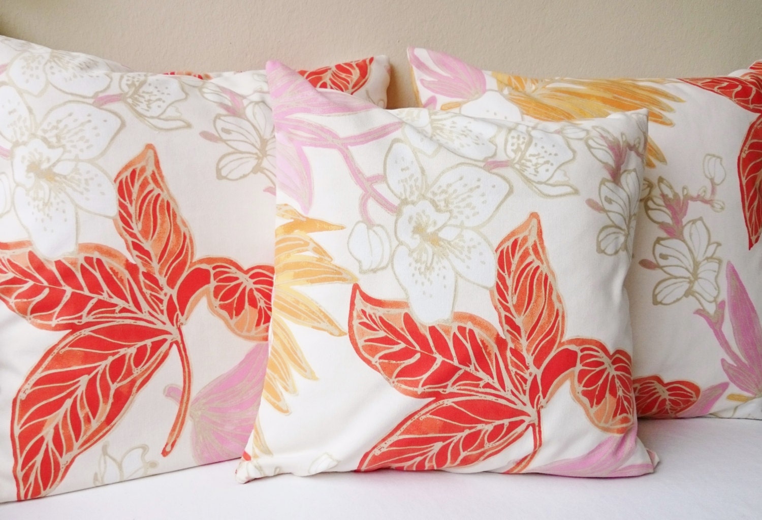 Coussin Motif Fleur Imprimé Écru, Corail, Rose, Orange, Housse de Coussin Décoratif, Coussins Fait M