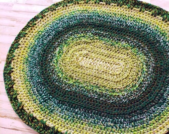 Modern Crochet Rug, Green Oval Rug, 33.5" x 41"