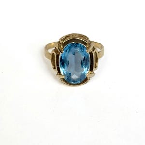 Vintage Blue topaz 9c gold ring - size US 9 3/4