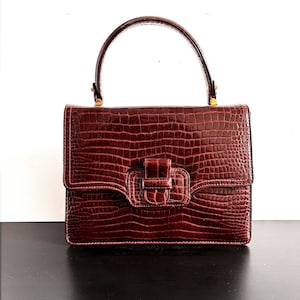 Vintage burgunderfarbene Lackledertasche mit Henkel, sehr guter Zustand, Ende der 70er Jahre