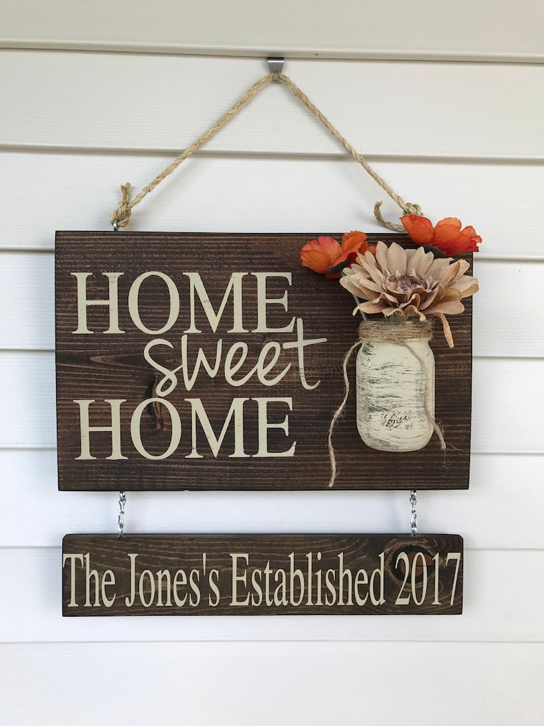 Home sweet home 8. Табличка home sweet home. вывеска sweet home. home sweet home табличка своими руками. хоум свит хоум табличка.