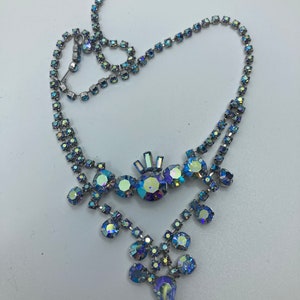 Vtg 1950s CONTINENTAL ? crystal rhinestone blue borealis necklace