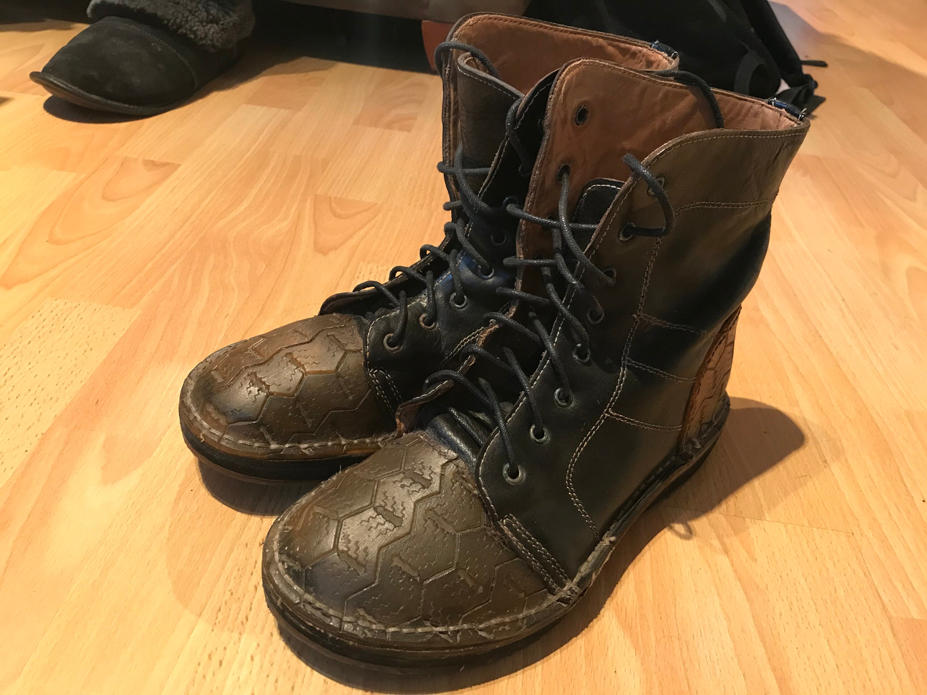 Mike Konos made in Italy Mike Konos Mens Size 9 Made In Italy Black Leather Wingtip  main image 4