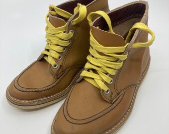Vtg 1960s NEW DEADSTOCK worker style moc tan baby child boots