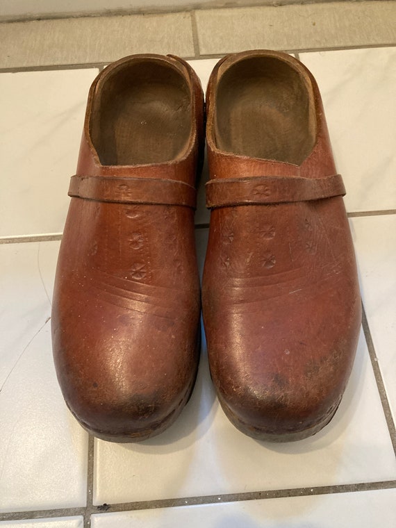 Vtg RARE 1970s wooden clogs leather upper mens wo… - image 2