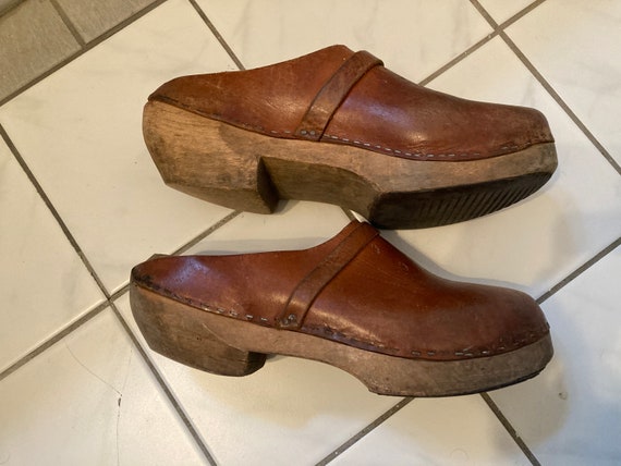 Vtg RARE 1970s wooden clogs leather upper mens wo… - image 3