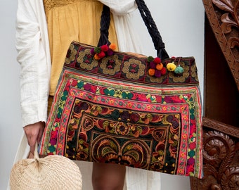 Borsa tote della tribù Hmong Hill con motivo Mocha Bird con ricamo, borsa da spiaggia fatta a mano per le donne, borsa dalla Tailandia - BG301MB