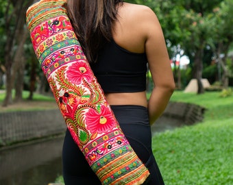 Sac pour tapis de yoga brodé artisanal pour femme, Sac de yoga pour tapis en jaune, Sac pour tapis de yoga Hmong de Thaïlande - BG316YELH