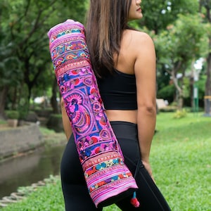 Hill Tribe bestickte Yoga Tasche mit Pink Vogel Muster, Hmong Yogamattentasche, Ethnische Yogamattentasche, Yogamattentasche für Frauen - BG316PINB