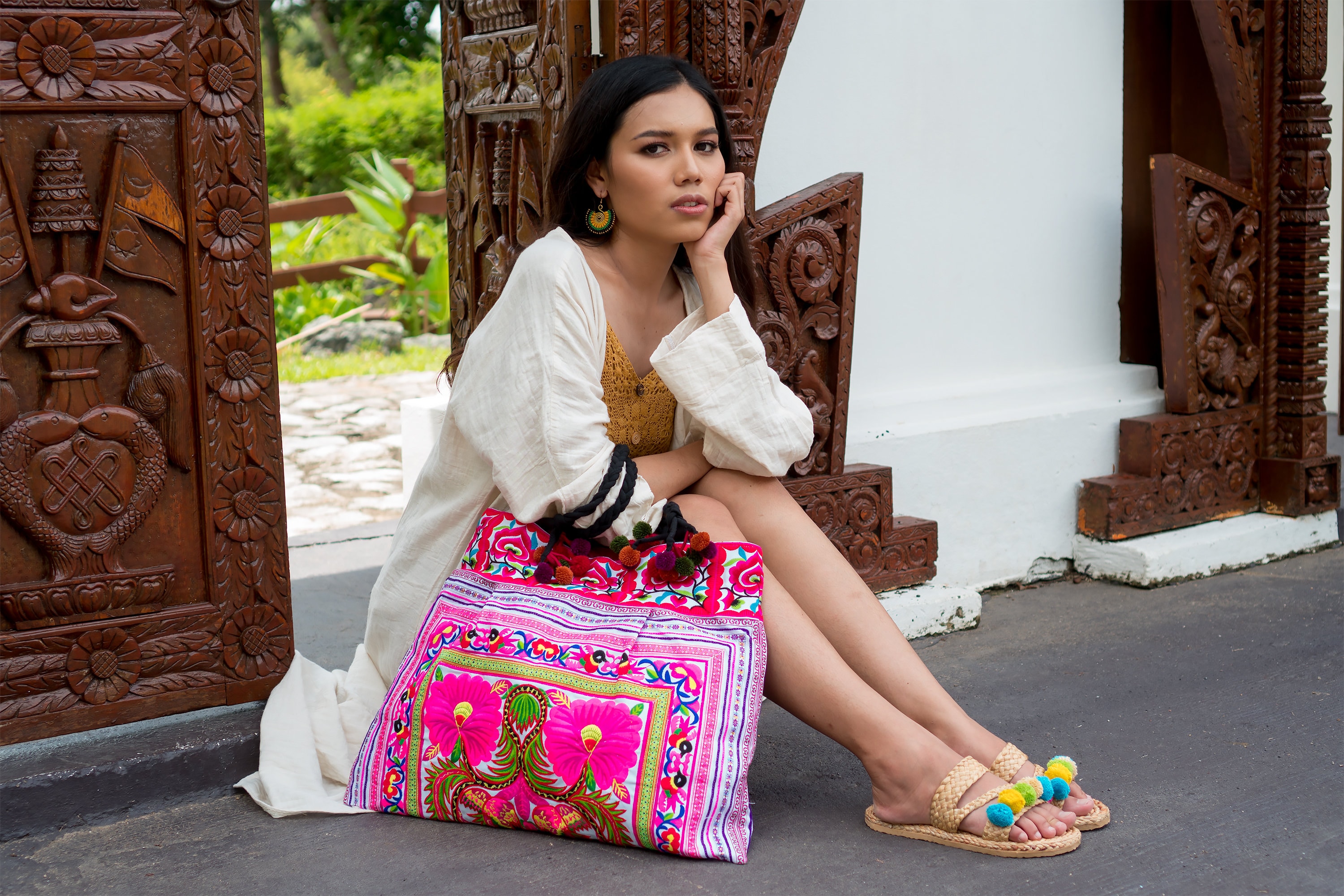 Sac hobo en coton brodé, bandoulière tapisserie florale, sac de