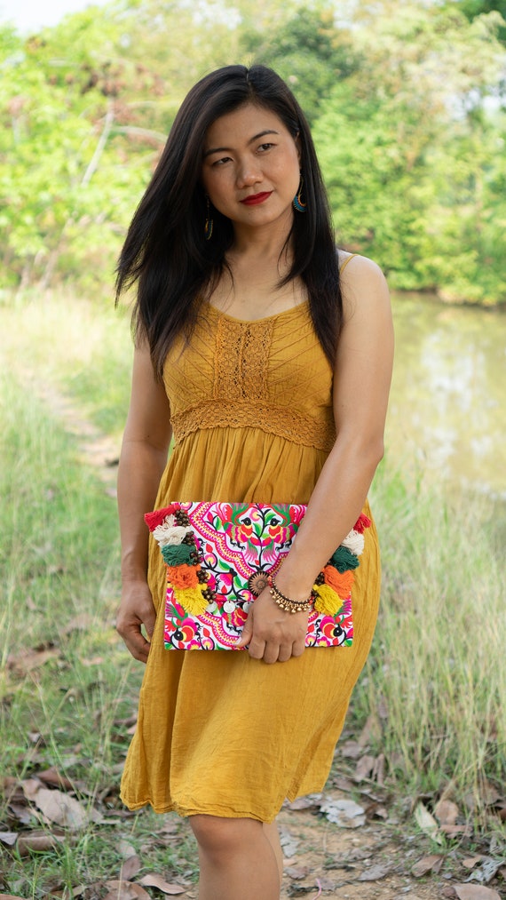 Pochette pavone con nappe colorate borsa cosmetica Hmong