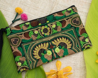 Green Bird Pattern Embroidered Hmong Tribes Clutch Bag,  Wristlet for Women, Ethnic Purse from Thailand, Unique Gift for Her - BG308GREB