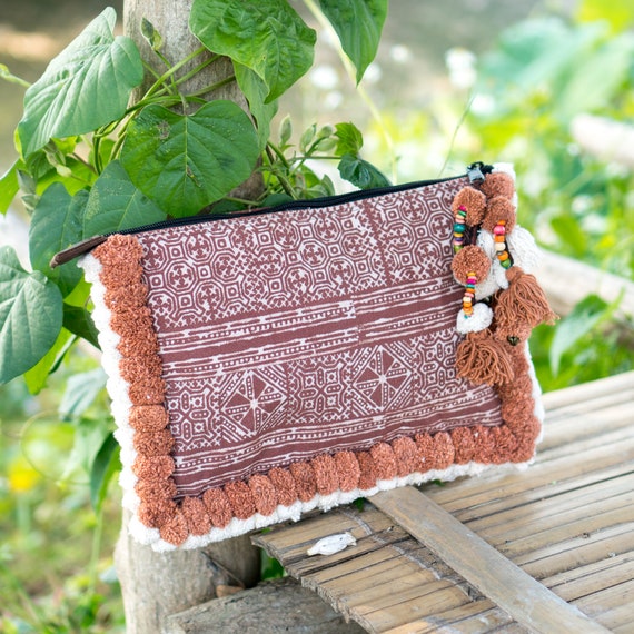 Buy online This Beautiful Hand Coin Purse Comes from Purses & Pouches &  Potlis for Women by Rayie Collection for ₹769 at 23% off | 2024 Limeroad.com
