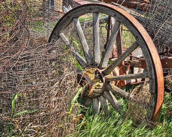 Wagon Wheel Photo Rustic Photography Prairie Wall Decor Etsy