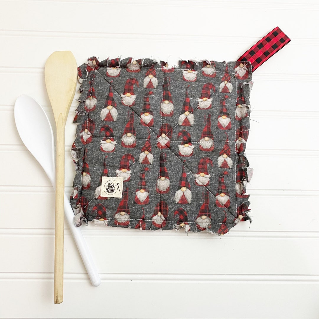 Red Plaid Gnome Quilted Potholders Gnome Theme Pot Holder Etsy