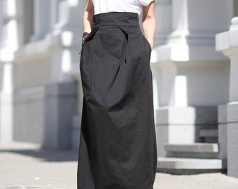 High waist skirt, Skirt with pockets, Floor Length Skirt, Versatile skirt, Fashionable utility, Wardrobe staple, Stylish and practical