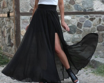 High waist skirt, Maxi Chiffon skirt, Graceful movement, Effortless elegance, Sheer fabric, Feminine style, Flattering fit, Flowy silhouette