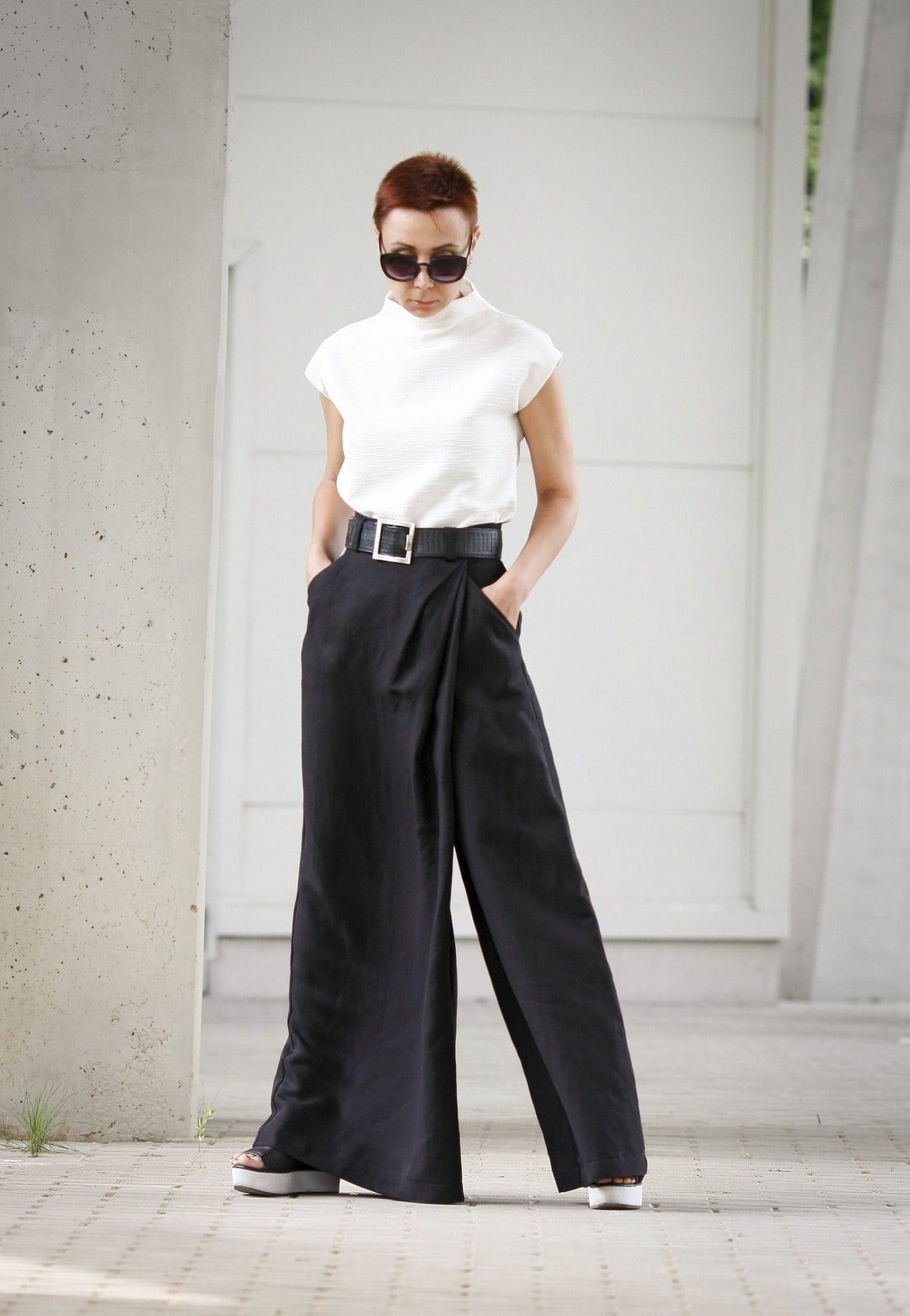 Straight-Fit Hose aus Baumwolle im Metallic-Look - Damen
