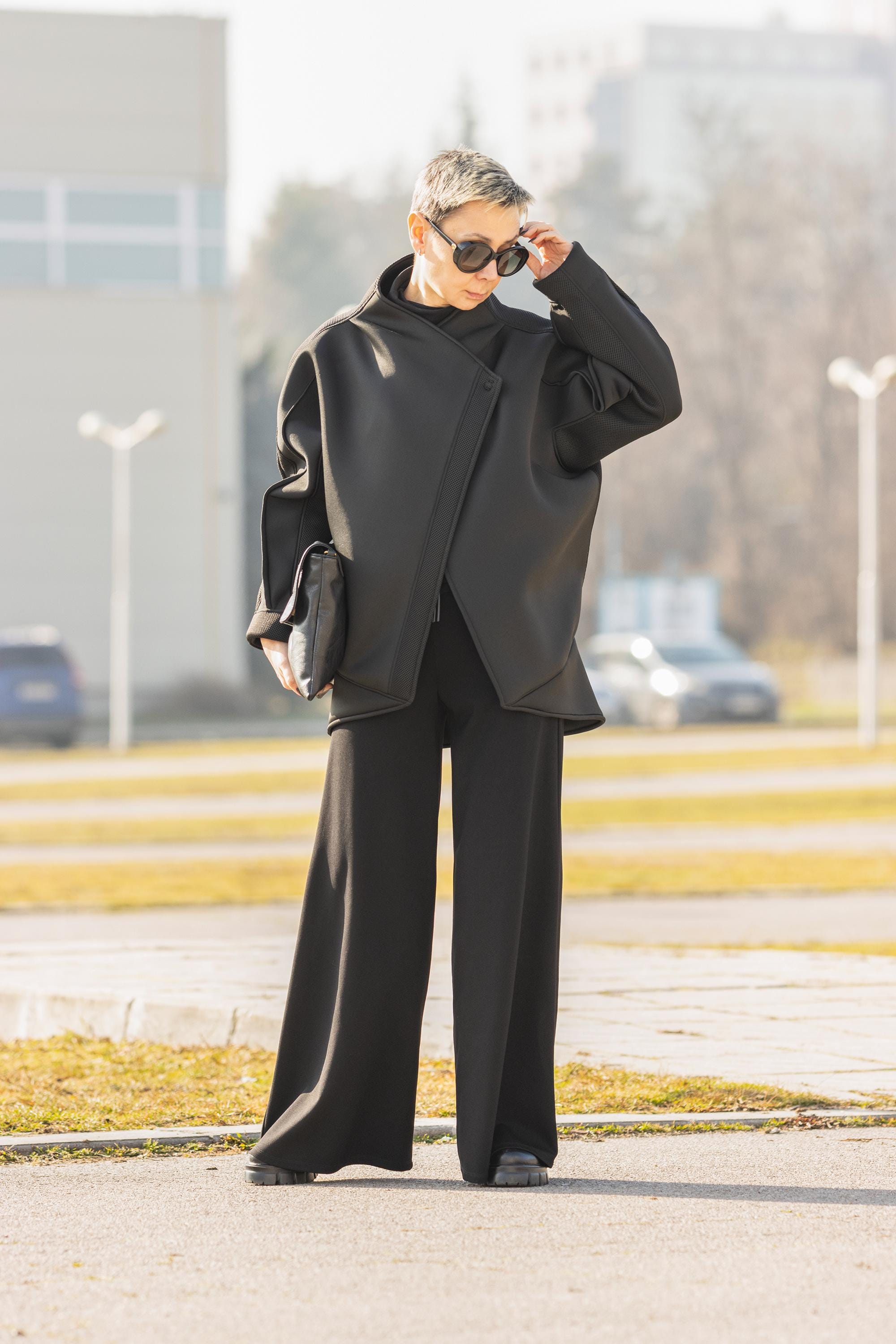 Short Black Coat – Lightweight Fall Jacket for Women, High Collar