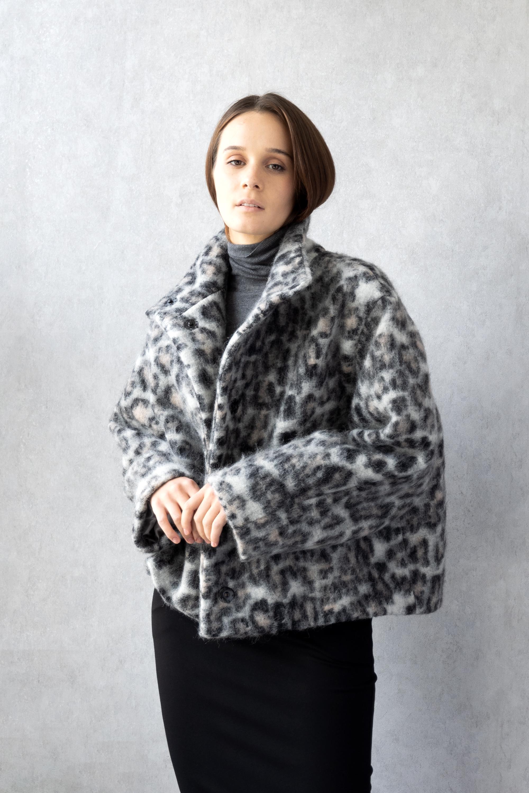 Snow leopard coat - Etsy 日本