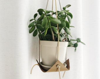 Leather Plant Hanger indoor minimalist, modern leather planter, gift home decor