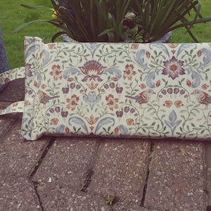 Kneeling mat/ garden kneeler