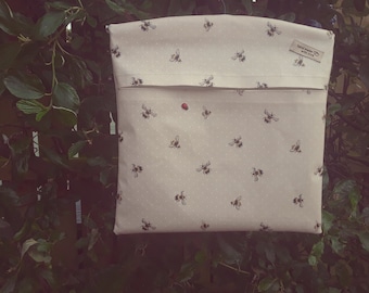 Oilcloth peg bag / clothespin bag