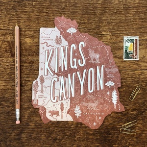 Cartolina del Kings Canyon, Parco Nazionale del Kings Canyon, Albero di Sequoia, Parchi della California, Cartolina del Parco Nazionale di Die Cut Letterpress