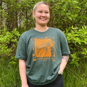 Yellowstone National Park Karte T-Shirt, Yellowstone T-Shirt, Montana Geschenk, Unisex Forest Green Heather T-Shirt, Größenoptionen für XS bis L