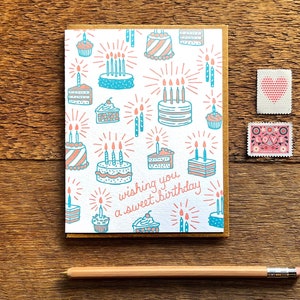 Alles Gute zum Geburtstag Karte, Ich wünsche Ihnen einen süßen Geburtstag, Geburtstagskuchen und Süßigkeiten Karte, Letterpress Klappkarte, Innen leer