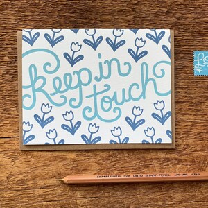 Bleib in Berührung, Blumenmuster, Freundschaftskarte, Abschiedskarte, Letterpress Grußkarte, innen leer