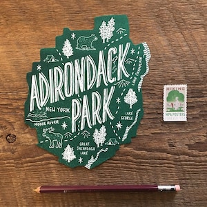 Carte postale Adirondack, Adirondack Park New York, Carte postale typographique Single Die Cut